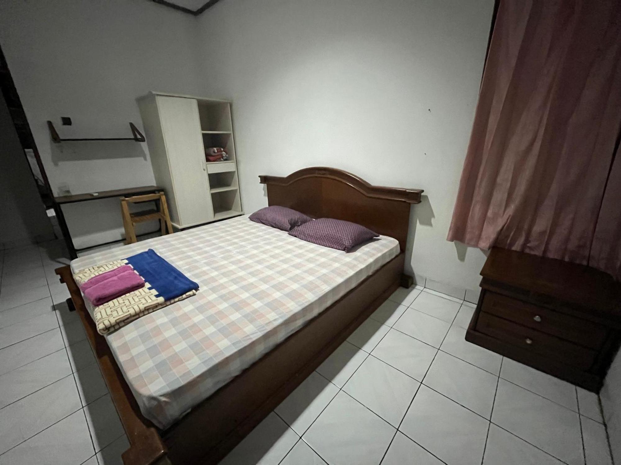 Spot On 94142 Al Fatih Residence Syariah 2 Jakarta Exterior foto
