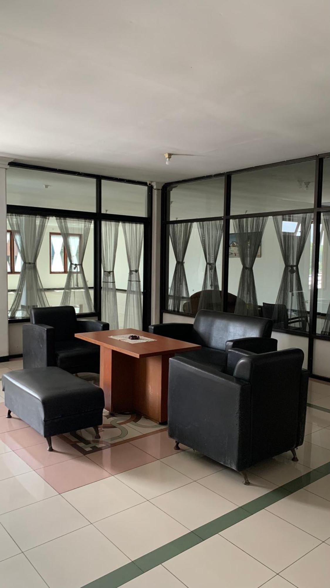 Spot On 94142 Al Fatih Residence Syariah 2 Jakarta Exterior foto