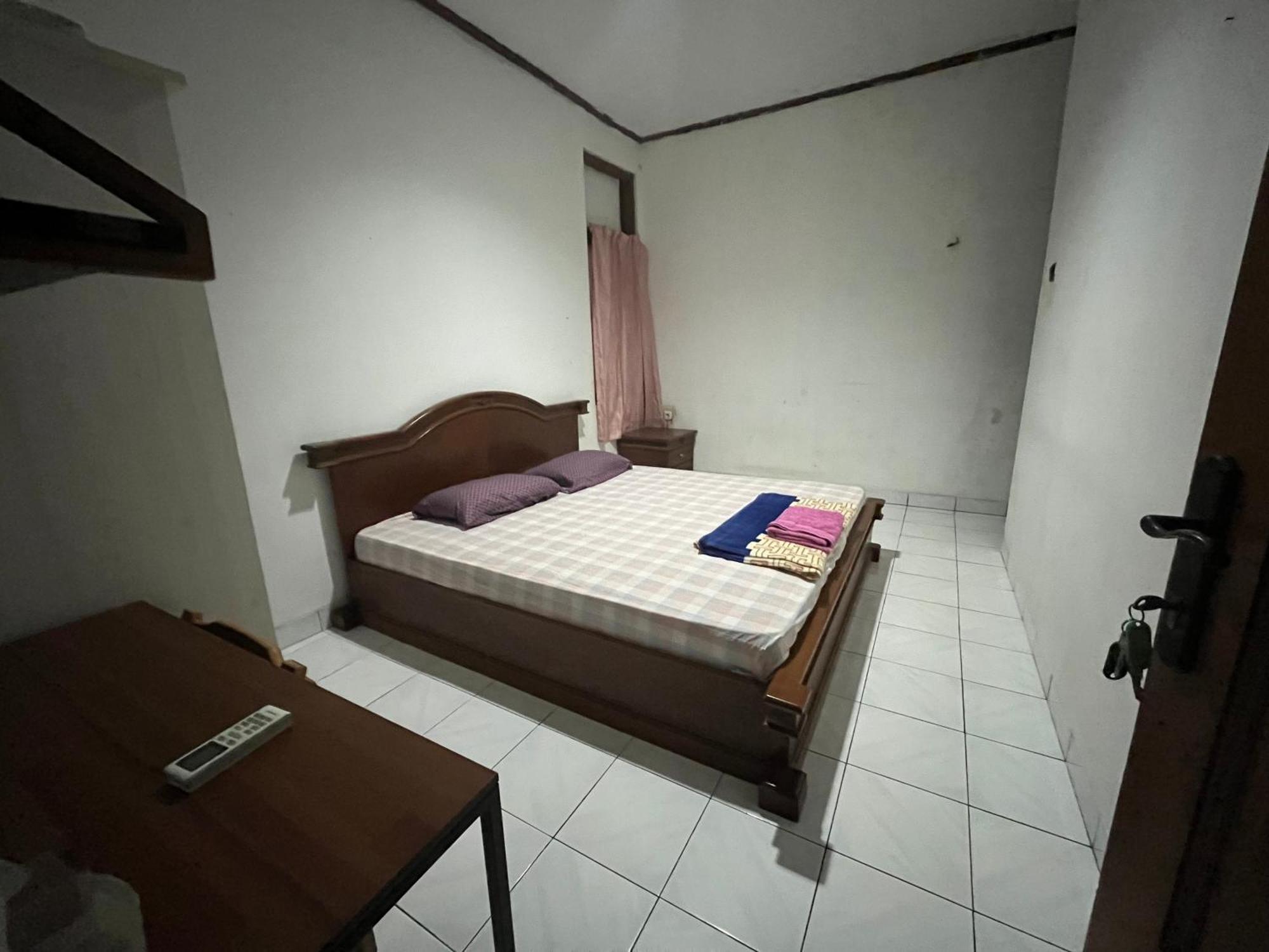 Spot On 94142 Al Fatih Residence Syariah 2 Jakarta Exterior foto